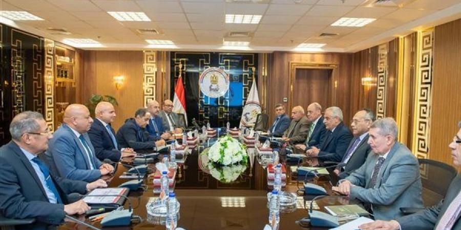 الإنتاج الحربي: تعاون مع اقتصادية قناة السويس لتنفيذ المشروعات التنموية