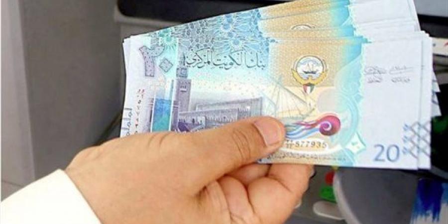 ارتفاع سعر الدينار الكويتي مقابل الجنيه في 5 بنوك