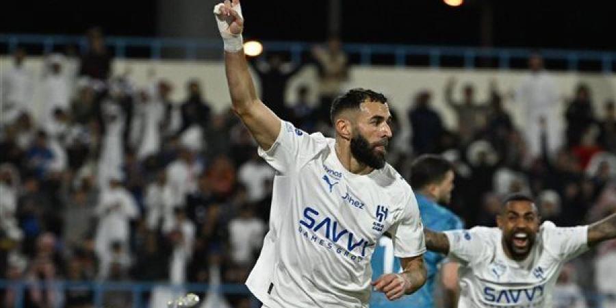 بمشاركة بنزيما.. التشكيل المتوقع لمباراة الهلال والفيحاء بالدوري السعودي