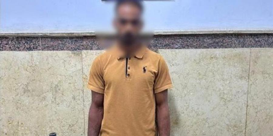 سقوط لص سرق محتويات ورشة حدادة في سوهاج بعد تداول فيديو الواقعة
