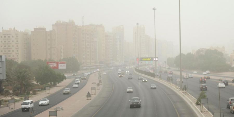«الأرصاد» تحذر: رياح تتجاوز 60 كم/ساعة وغبار وانخفاض الرؤية