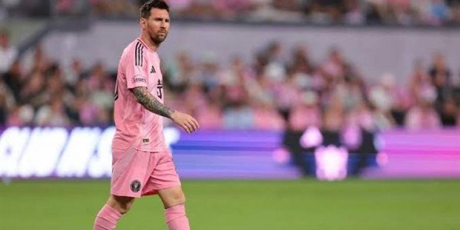 بعد صفعة مهاجم فيلادلفيا، الاتحاد الأمريكي يعاقب ميسي (فيديو)