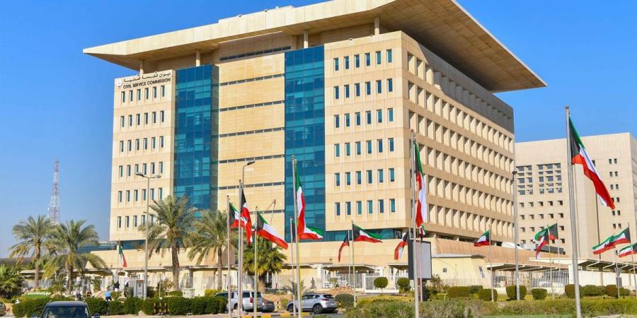 «الخدمة المدنية»: إخطارات باعتماد المؤهلات الدراسية لموظفي الدولة