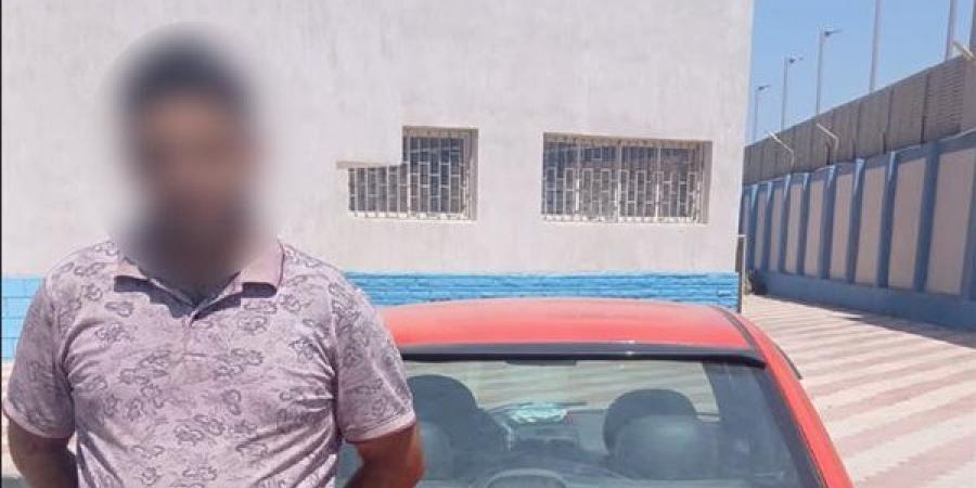 رفض تشغيل العداد يشعل مشاجرة بين طالب وسائق أجرة في الإسماعيلية، وضبط المتهم