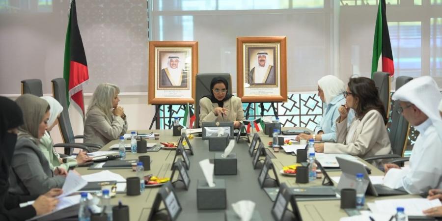 الحويلة تبحث إعداد استراتيجية وطنية متكاملة للحماية من العنف الأسري