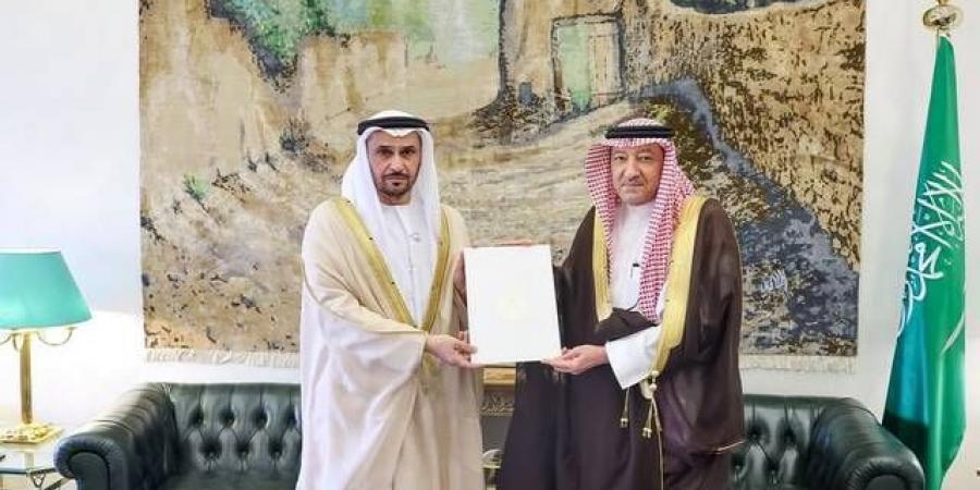 رئيس الإمارات يدعو خادم الحرمين للمشاركة في مؤتمر الأمم المتحدة للمياه 2026