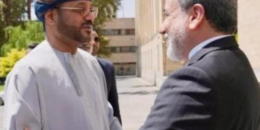 مقترح بإنشاء ممر ملاحي مؤقت عبر هرمز ومشروع مشترك لإزالة الألغام