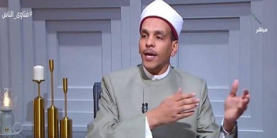 زوجتي بتضربني فماذا أفعل؟ رد قوي من أمين الفتوى (فيديو)