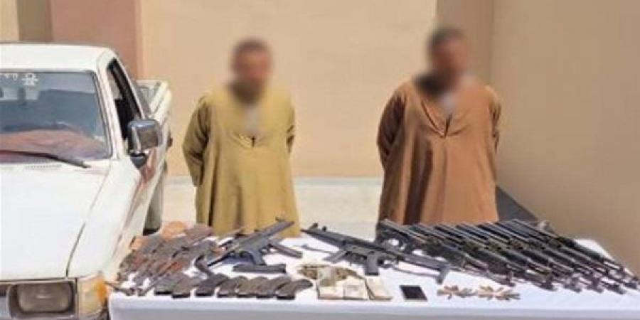 مصرع 5 عناصر إجرامية شديدة الخطورة وضبط 800 كيلو مخدرات و95 سلاحا